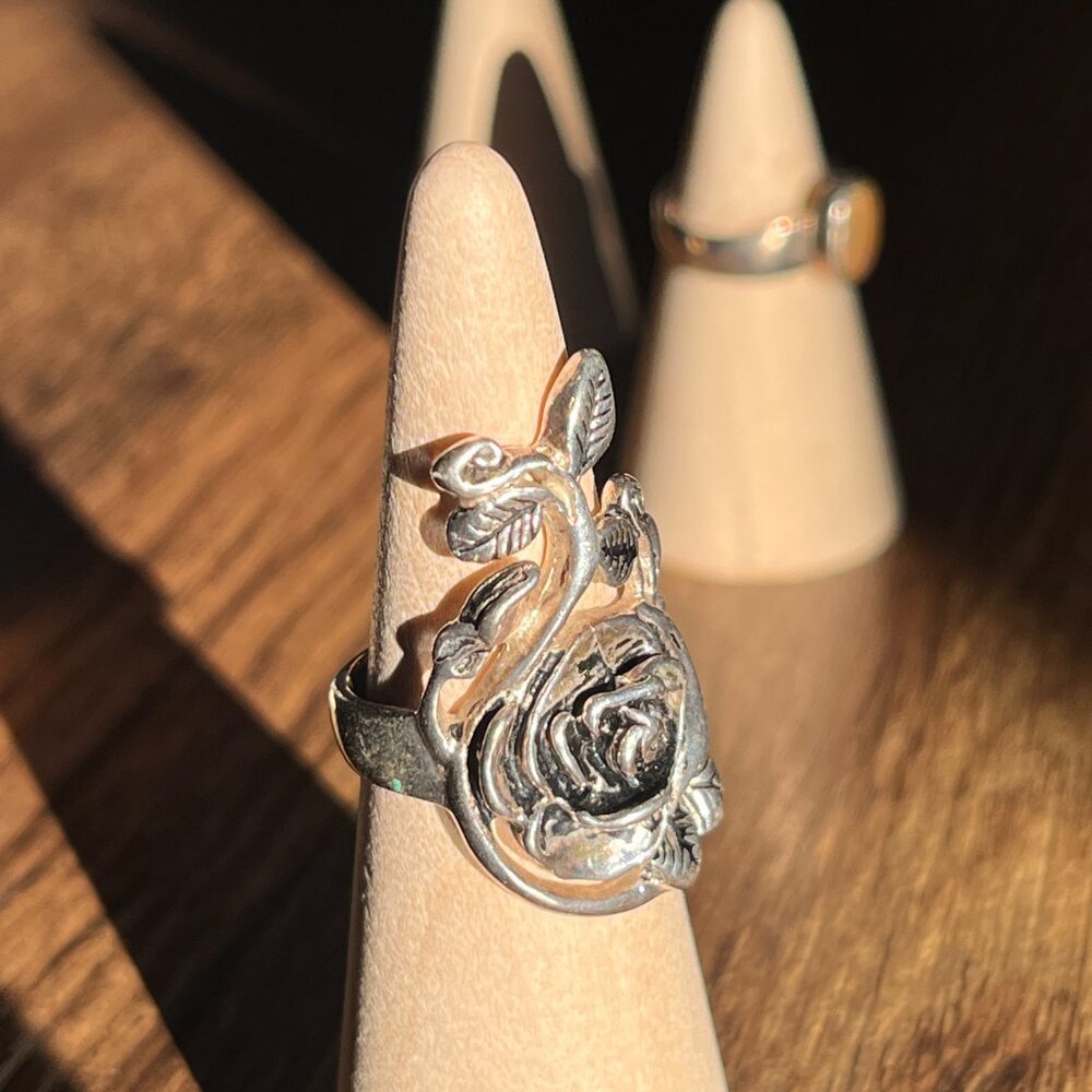 Unique Botanical Ring - image 2